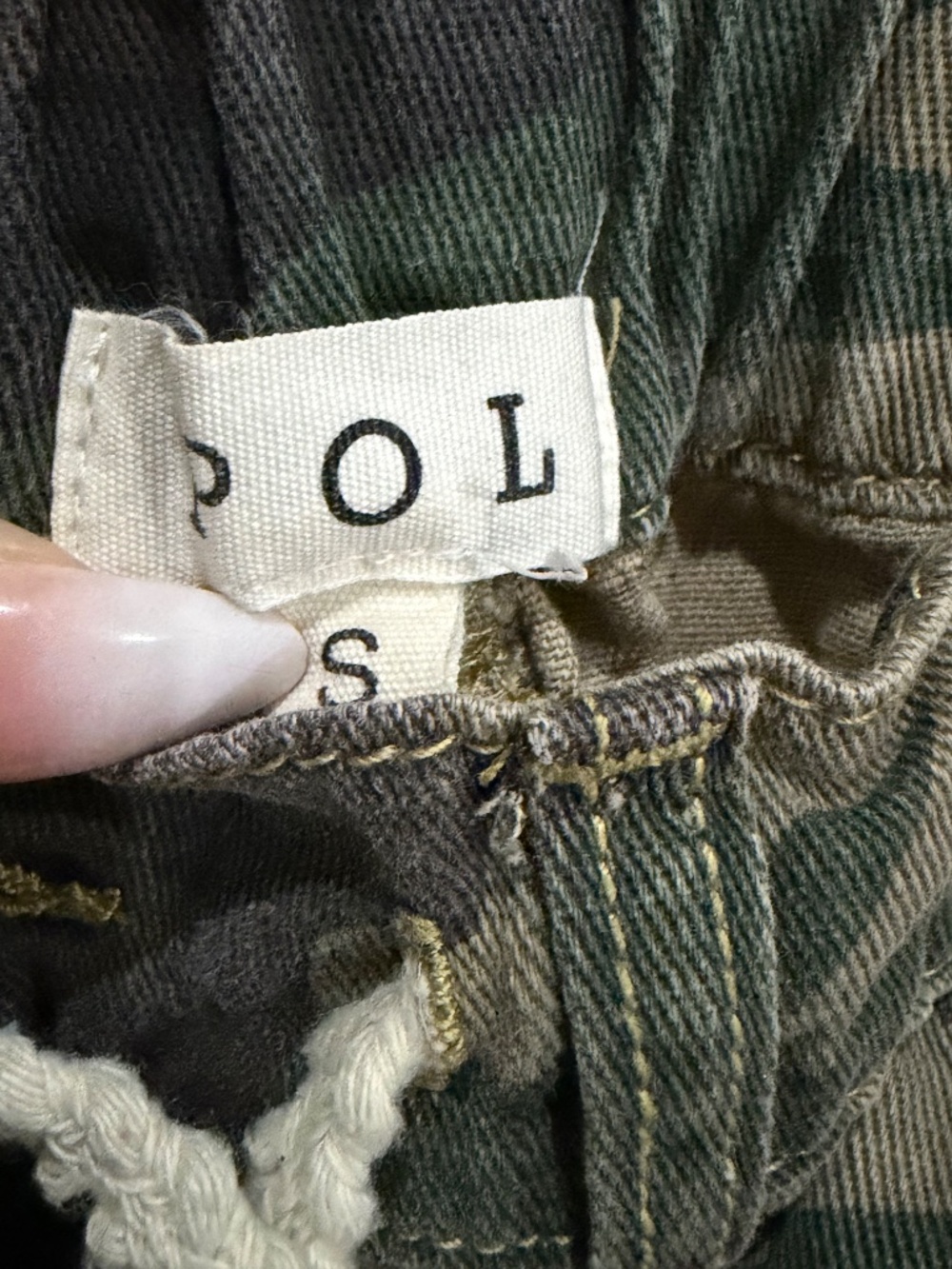 Pol camouflage and lace distressed jogger pants - Picture 7 of 10